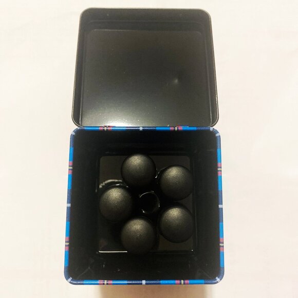 MAC Cosmetics Tartan Tales Cool Thrillseekers/ Glitter pigments - Picture 7 of 9